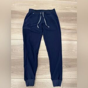 Figs Zamora Jogger Scrub Pants in Navy, size Medium Tall